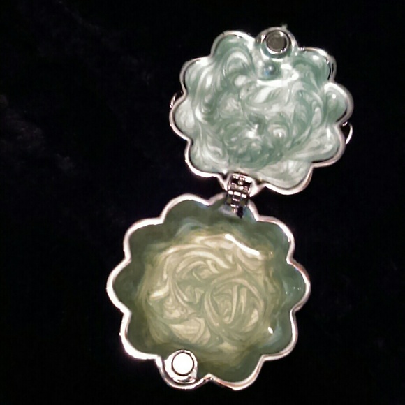 Australian Crystal Bumblebee Jewelry/Trinket Bx - Picture 3 of 3